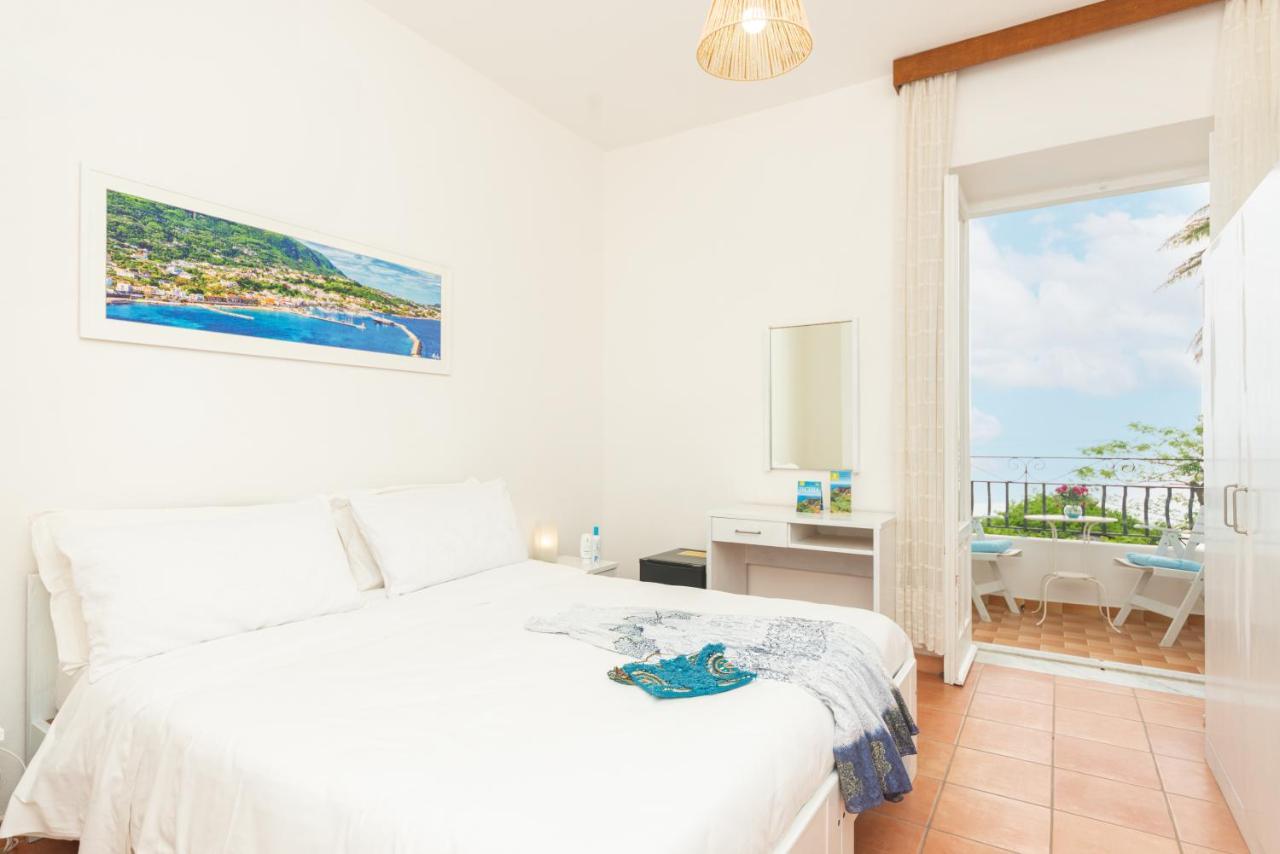 Bina Sea Sant'Angelo (Isola d'Ischia)